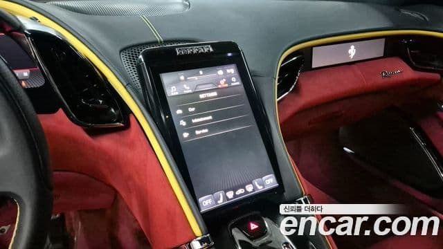 Ferrari 로마, 2023 14