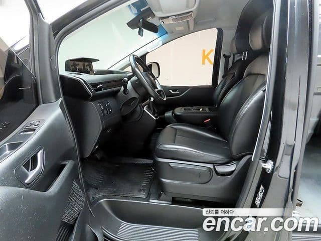 Hyundai Staria Modern, 2022 13