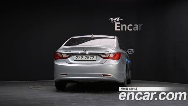 Hyundai YF Sonata LPI top, 2011 4