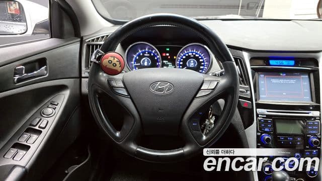 Hyundai YF Sonata LPI top, 2011 13