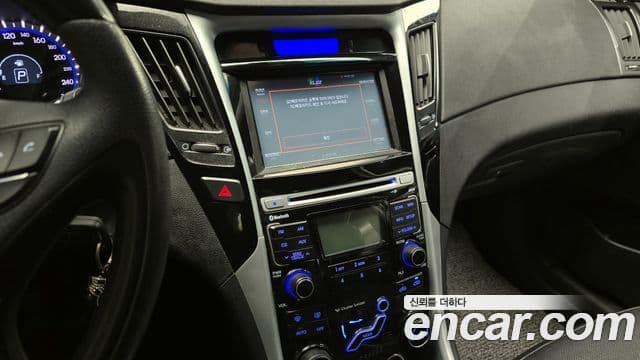Hyundai YF Sonata LPI top, 2011 14