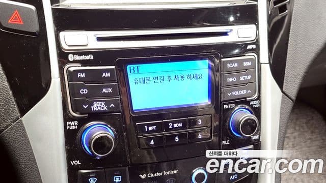 Hyundai YF Sonata LPI top, 2011 16