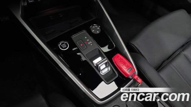 Audi A3 (8Y) Premium, 2023 9