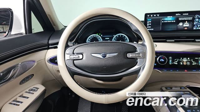 Genesis GV70, 2022 13