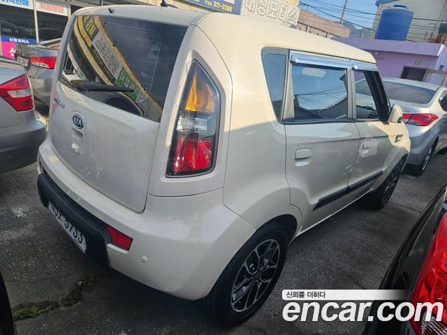 Kia Soul Safety, 2010 2