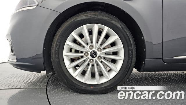 Kia All New K7 3.0 LPI Luxury (арендный автомобиль), 2017 все фото