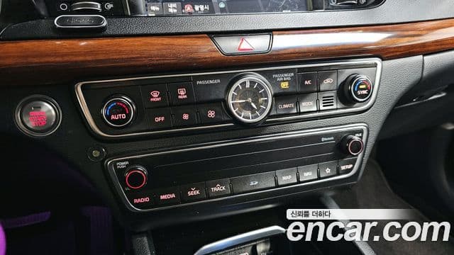 Kia All New K7 3.0 LPI Luxury (арендный автомобиль), 2017 17