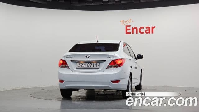 Hyundai Accent(новый кузов / новое поколение) Modern, 2014 4