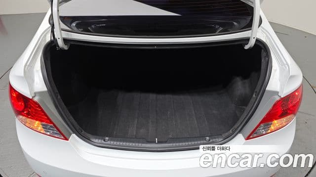 Hyundai Accent(новый кузов / новое поколение) Modern, 2014 20