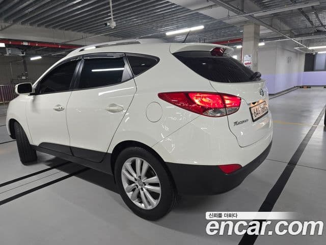 Hyundai Tucson ix Luxury, 2011 4