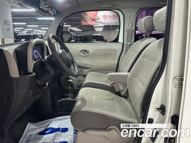 Nissan 큐브 Z12, 2011 8