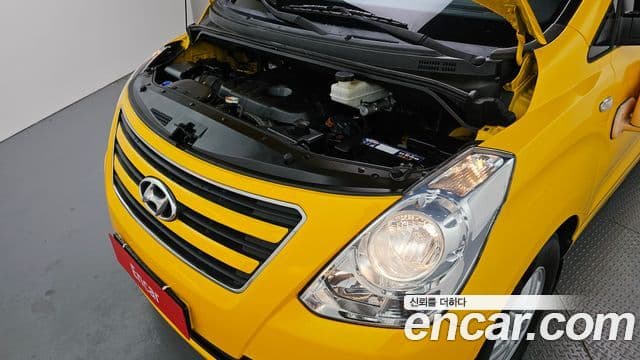 Hyundai Grand Starex детский перевозочный автомобиль, 2016 6