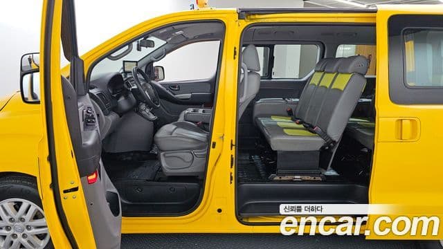 Hyundai Grand Starex детский перевозочный автомобиль, 2016 10