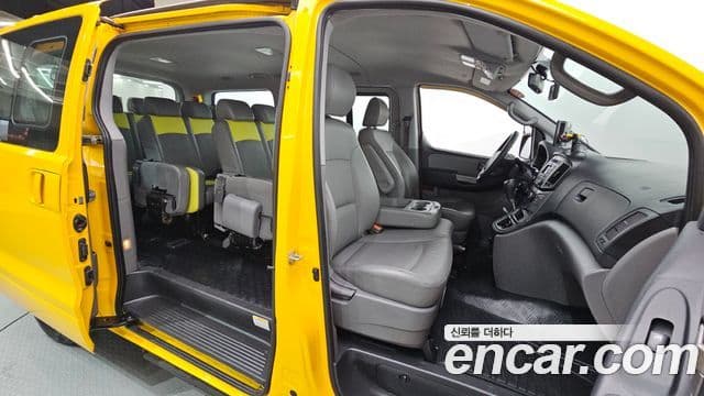 Hyundai Grand Starex детский перевозочный автомобиль, 2016 11