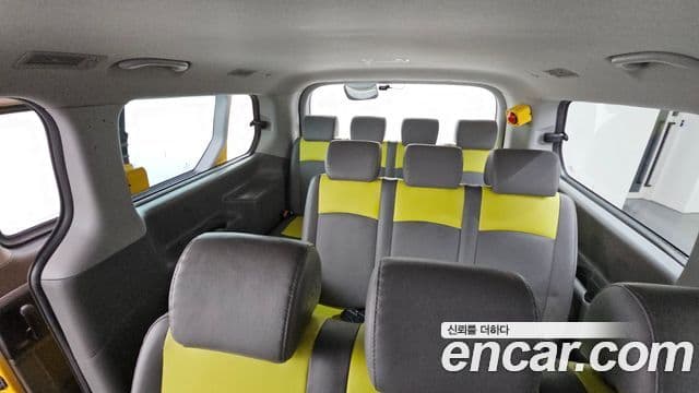 Hyundai Grand Starex детский перевозочный автомобиль, 2016 12