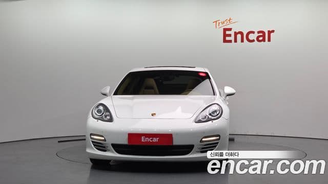 Porsche Panamera 970, 2011 3