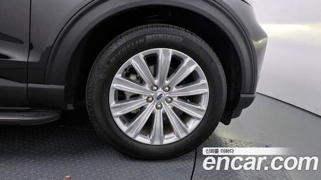 Ford Explorer 6세대 2.3 Limited 4WD, 2023 все фото