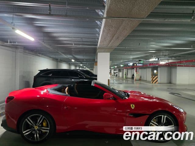 Ferrari 포르토피노 3.9 V8, 2020 16