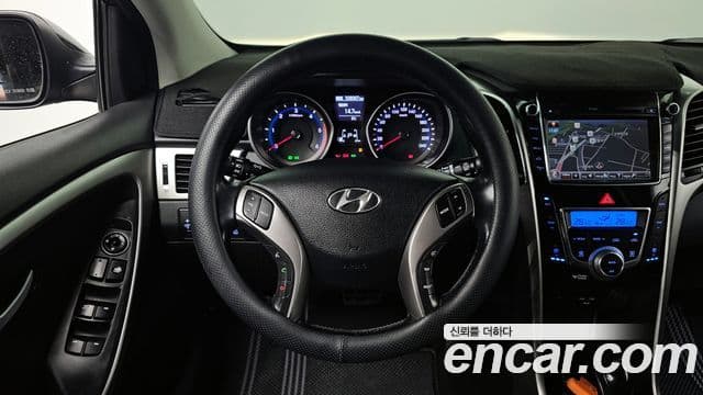 Hyundai i30(новый кузов / новое поколение) дизель 1.6 VGT PYL, 2014 13