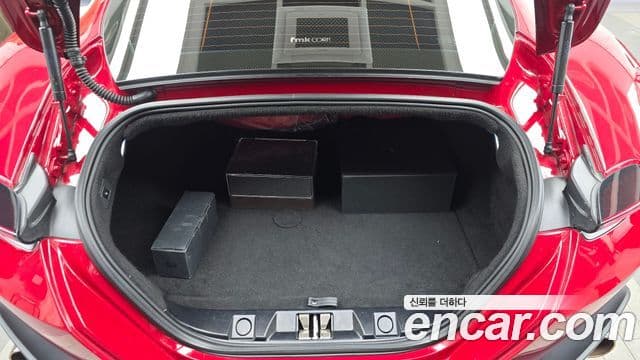 Ferrari 로마, 2023 20