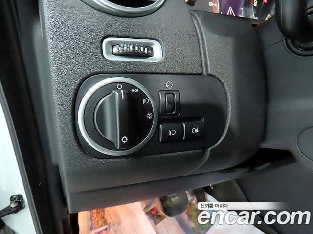 Land Rover Discovery 4 3.0 SDV6 SE, 2016 15