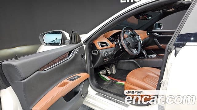 Maserati 기블리 3세대, 2022 11