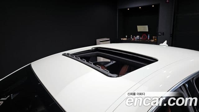 Maserati 기블리 3세대, 2022 17