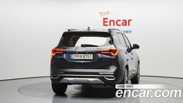 Kia Seltos Signature, 2023 4