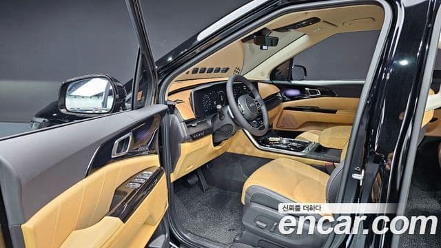 Kia Carnival 4세대 Signature, 2023 11