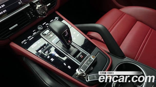 Porsche Cayenne (PO536) 3.0 купе Platinum Edition, 2023 9