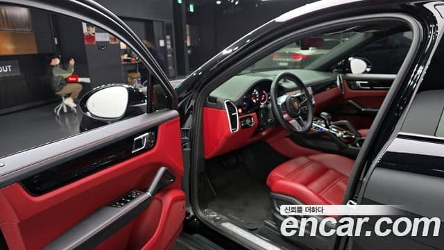 Porsche Cayenne (PO536) 3.0 купе Platinum Edition, 2023 10