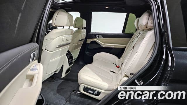 BMW X7 (G07) xDrive 40d M Sport 7인승, 2024 12