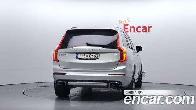 Volvo XC90 2세대 T8 R-Design гибрид, 2021 4