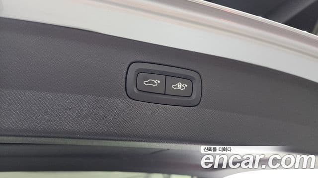 Volvo XC90 2세대 T8 R-Design гибрид, 2021 20