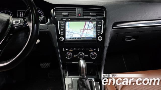 Volkswagen Гольф 7세대, 2015 14