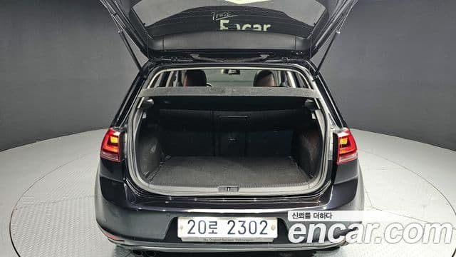 Volkswagen Гольф 7세대, 2015 20