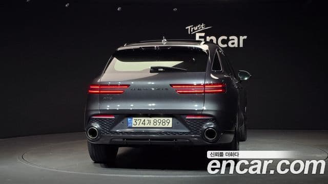 Genesis GV70, 2022 4