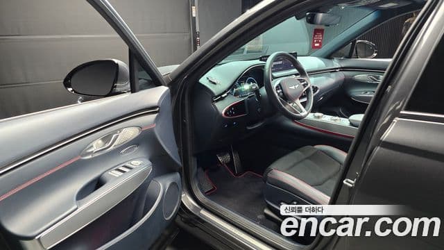 Genesis GV70, 2022 11