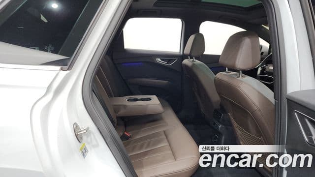 Audi Q4 e-Tron (F4) Premium, 2023 12