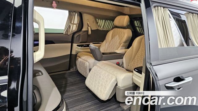 Kia Carnival 4세대 Signature, 2022 11