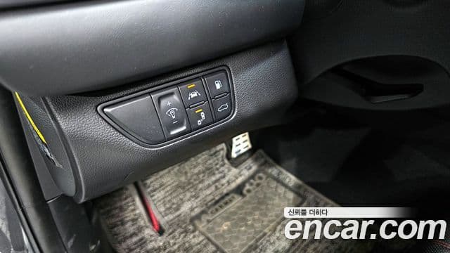 Genesis G70 Sport пакет, 2018 16