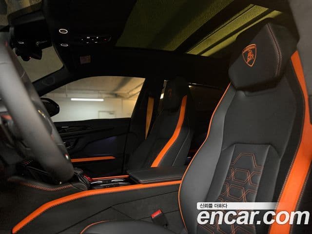 Lamborghini Urus 4.0 V8 SE, 2025 7