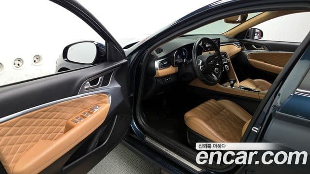 Genesis The / новый New G70 슈팅브레이크, 2023 10