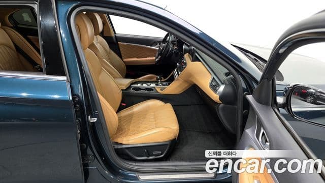 Genesis The / новый New G70 슈팅브레이크, 2023 11