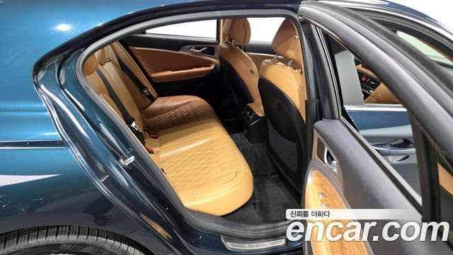 Genesis The / новый New G70 슈팅브레이크, 2023 12