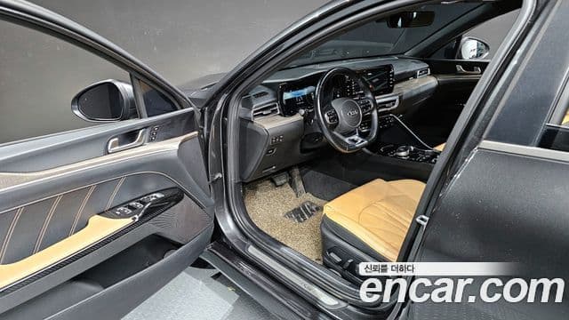 Kia K5 3세대 Signature, 2020 11