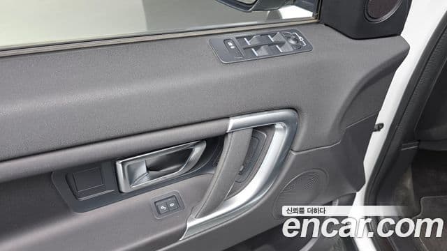 Land Rover Discovery Sport 2.0 TD4 SE, 2019 13