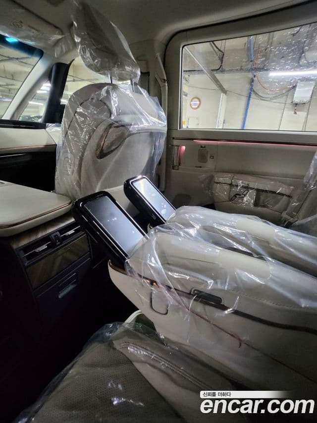 Lexus LM 2세대 Executive, 2025 10