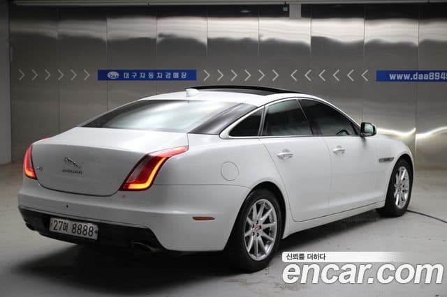 Jaguar All New XJ X351, 2016 4