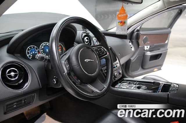 Jaguar All New XJ X351, 2016 11